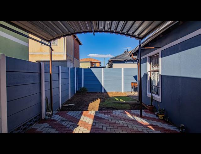 3 BEDROOM HOUSE FOR SALE IN LEOPARD'S REST SECURITY ESTATE